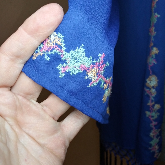 Umgee Royal Blue Pastel Embroidered Knotted Fringe Kimono - Picture 5 of 11